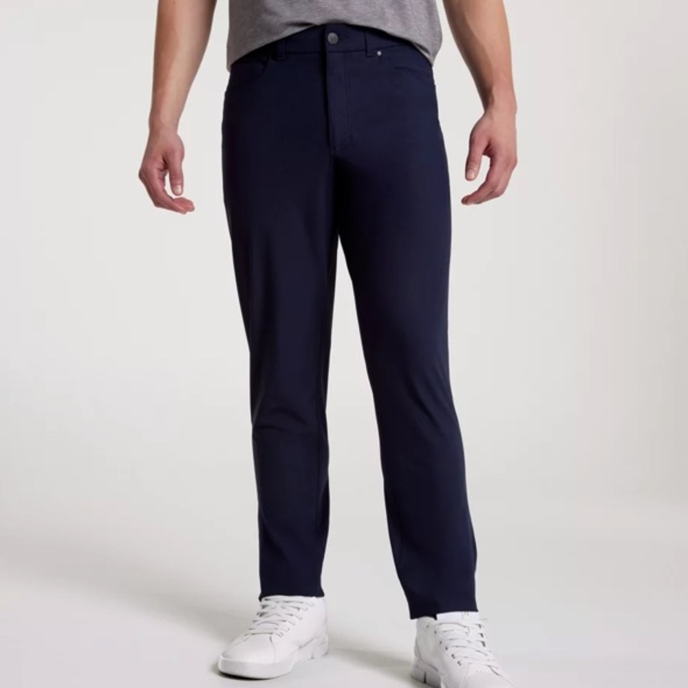 VRST Slim men’s navy pant size 30 x 32